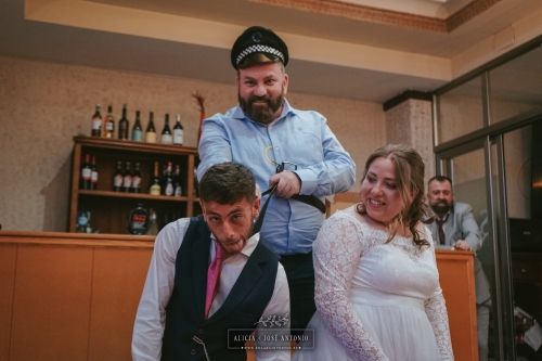 ALICIA  JOSÉ ANTONIO-194